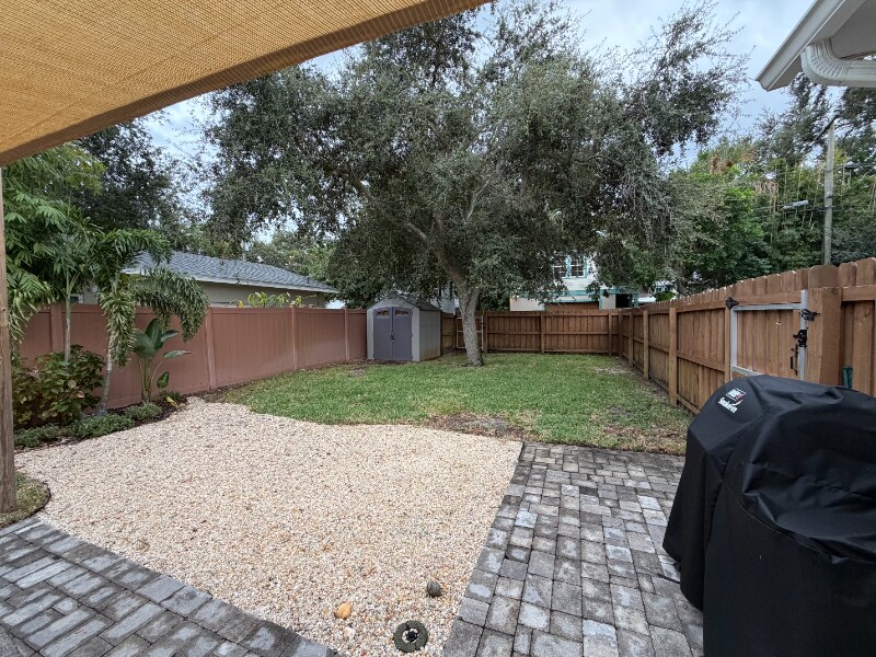 Building Photo - 234 24th Ave N