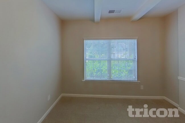 Building Photo - 5702 Pahaska Ct