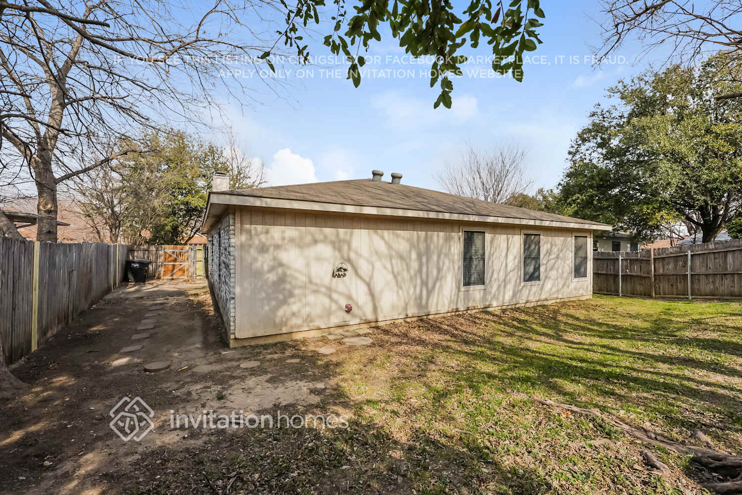 Building Photo - 5813 Northfield Dr