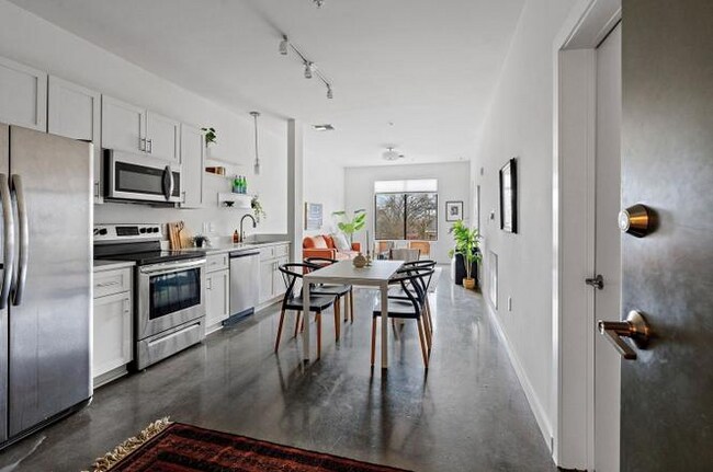 Building Photo - Nashville