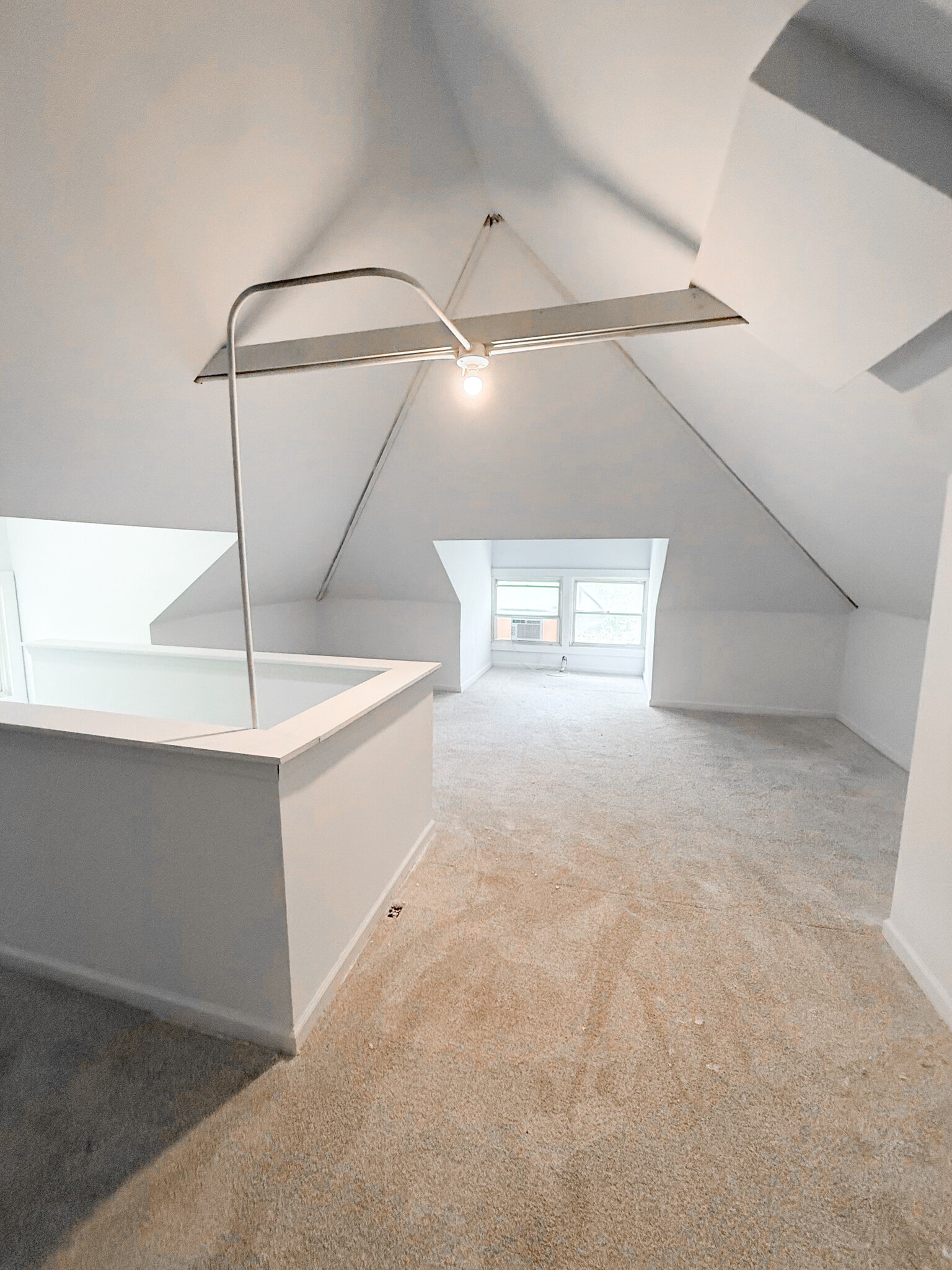 Building Photo - 1616 W Barker Ave