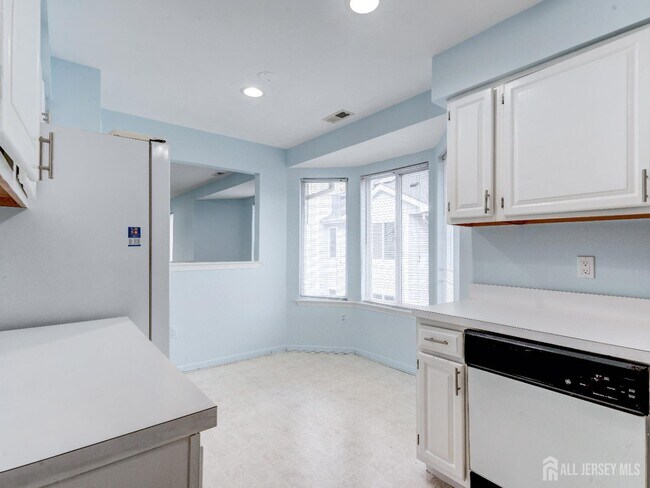 Building Photo - 401 Jesse Way