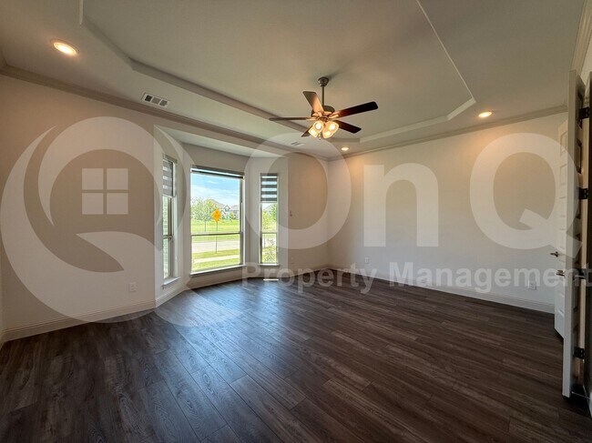 Building Photo - 14697 Valley Trl