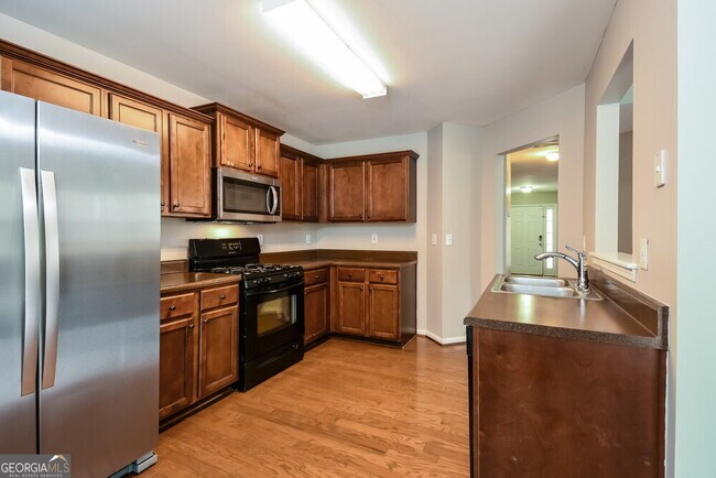 Building Photo - 62 Beaver Pointe