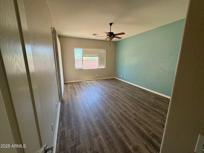 Building Photo - 13393 W Tyler Trail