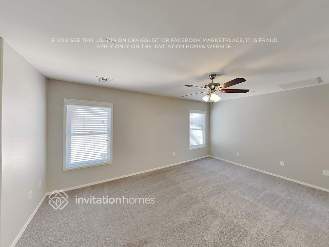 Building Photo - 4069 E Windsor Dr