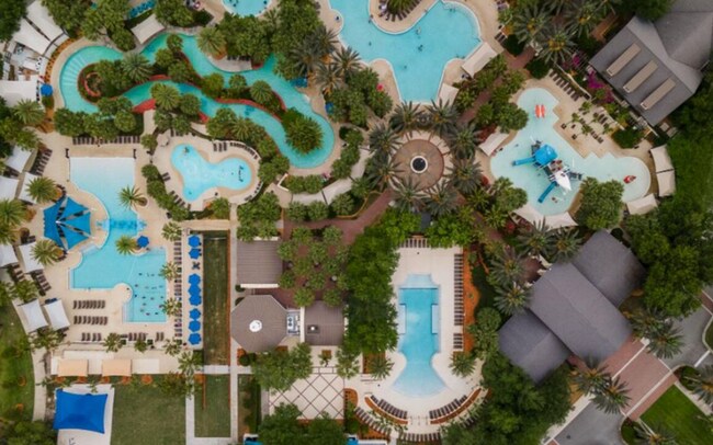 Building Photo - Resort-Style Living in Del Webb at Nocatee!