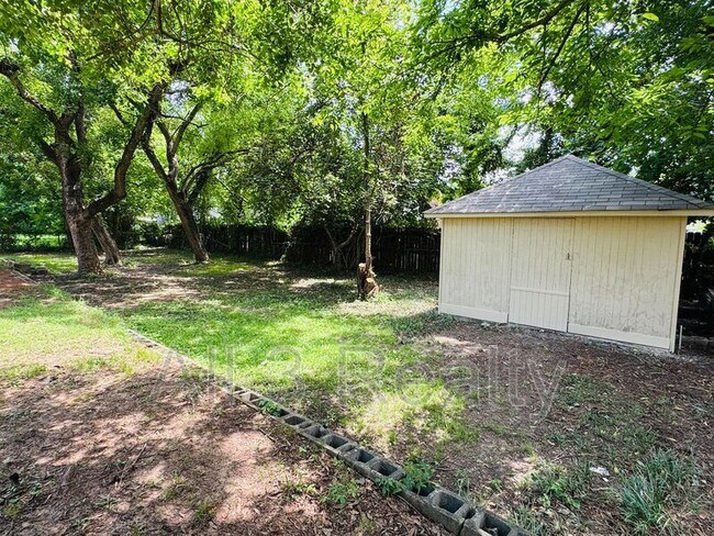 Building Photo - 2649 Burkelaun Dr