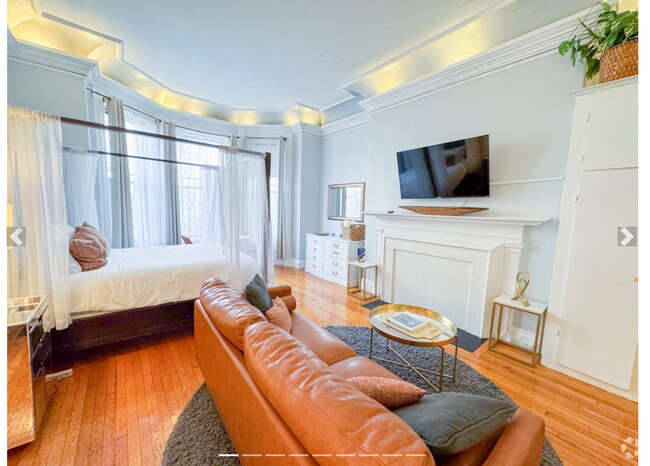 Building Photo - 337 Beacon St