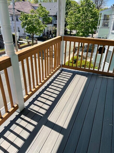 Front porch - 55 Victoria St