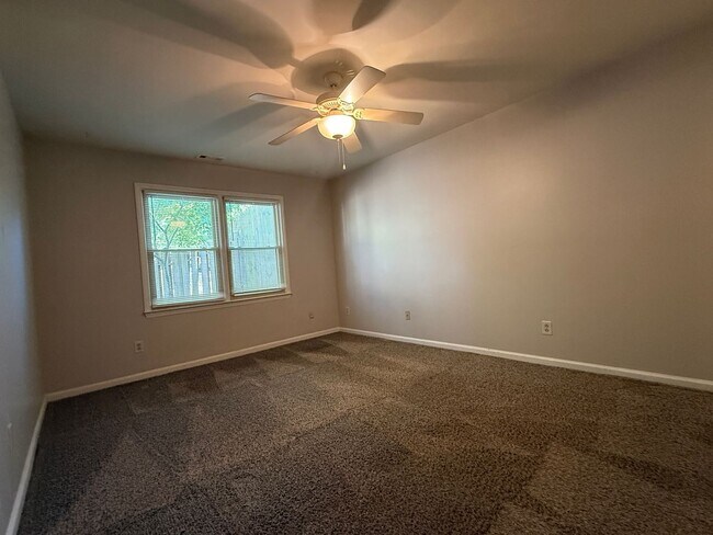 Building Photo - 8317 Summerglen Cir