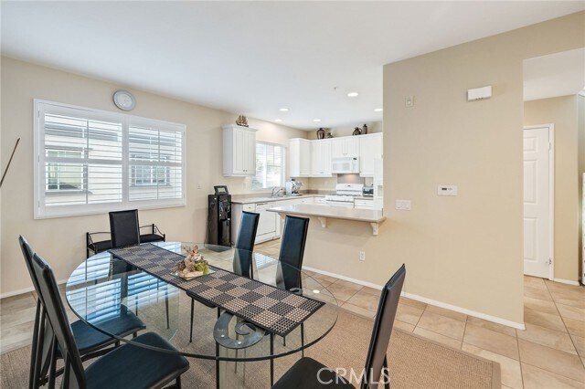 Building Photo - 1250 Flint Dr