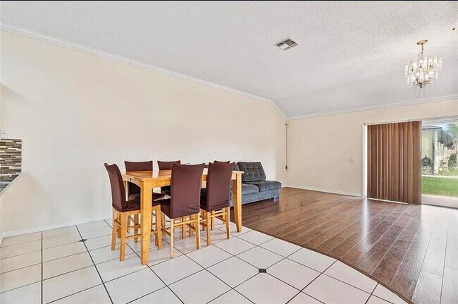 Building Photo - 1030 Universal Rest Pl