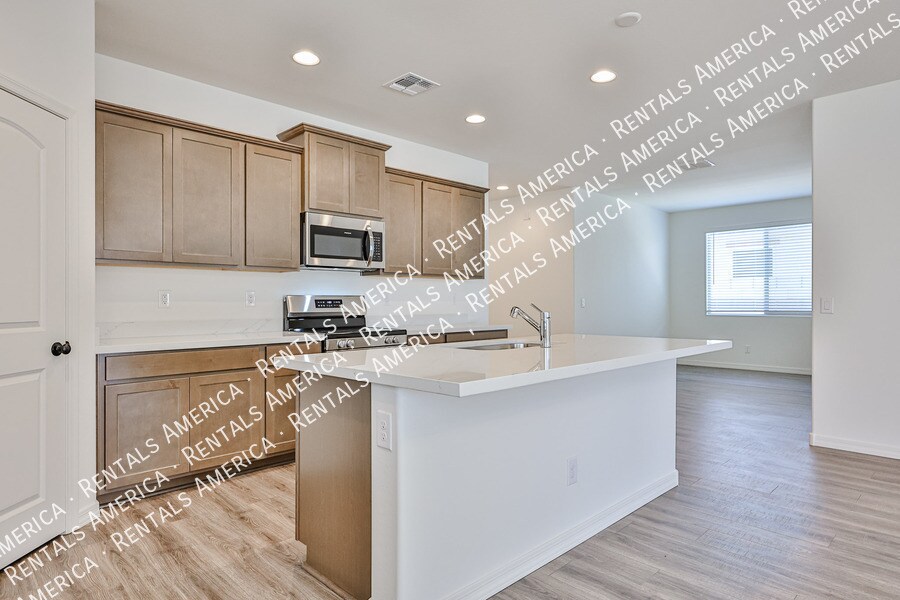 Building Photo - 24144 W Gibson Ln
