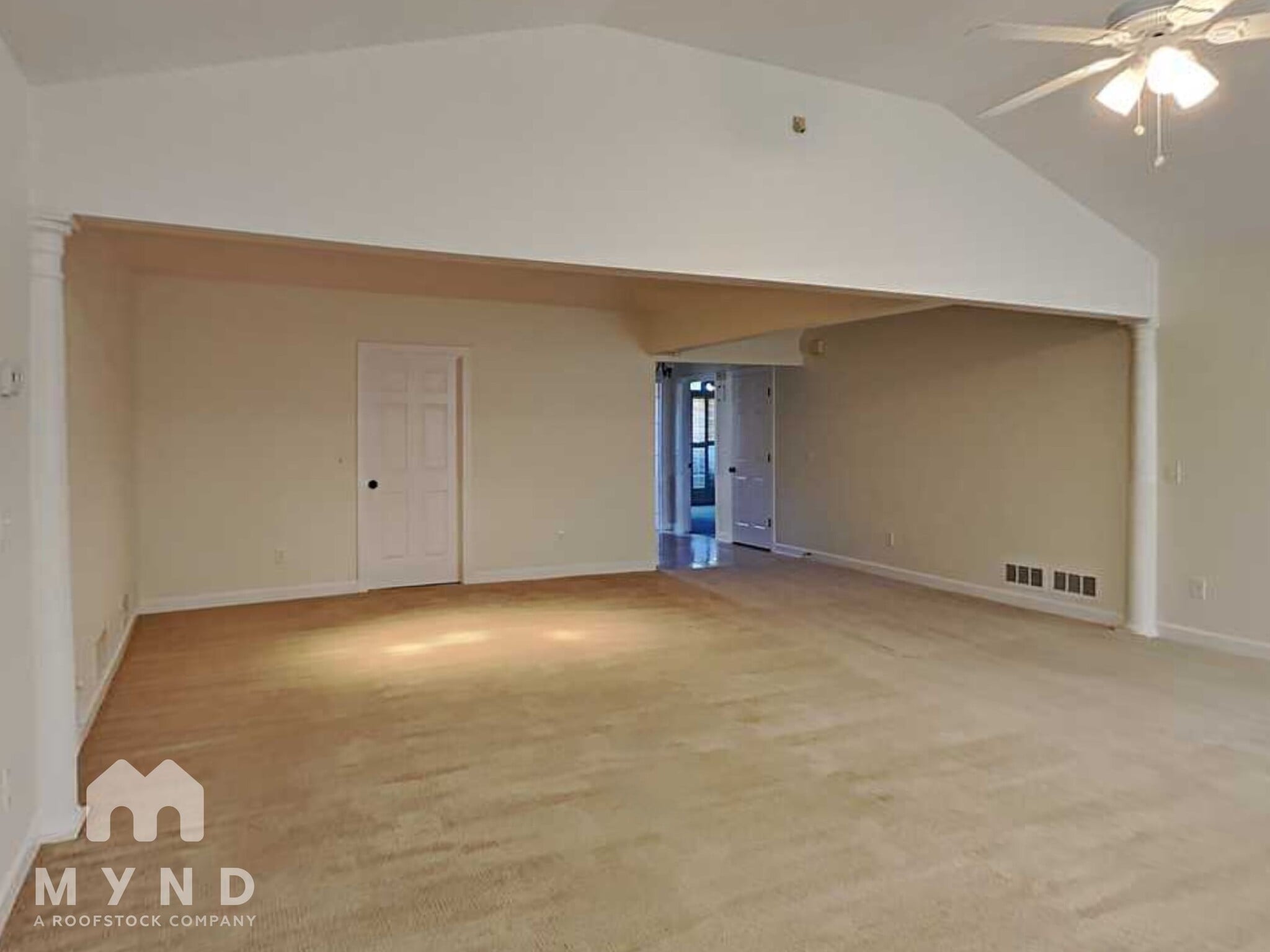 Building Photo - 4601 Lake Village Dr