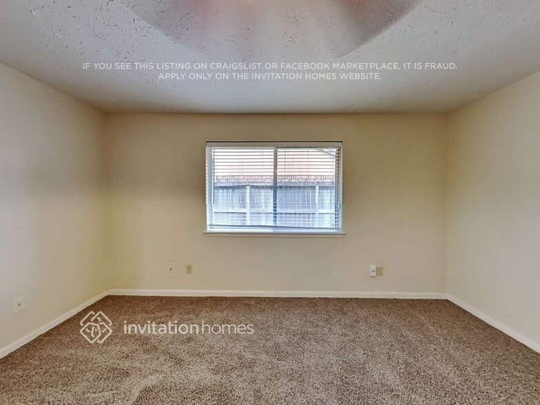 Building Photo - 1374 New Tree Ln