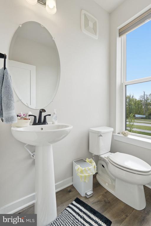 Building Photo - 20354 Newfoundland Sq