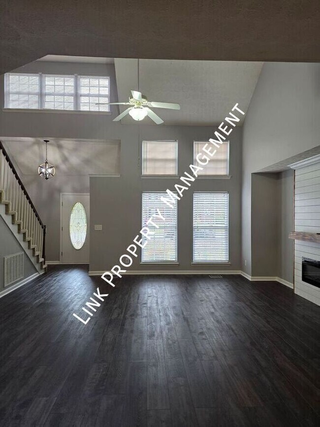 Building Photo - 6383 Rim Crest Ln