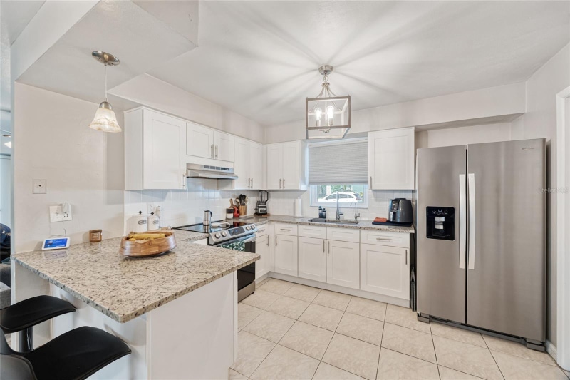 Building Photo - 7520 Hawthorn Dr