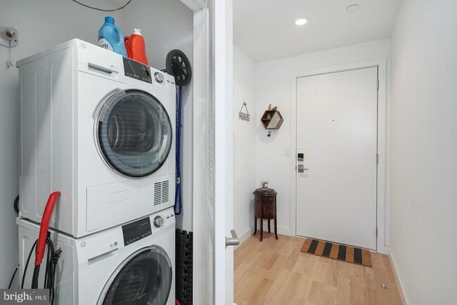 Building Photo - 507 S 8th St