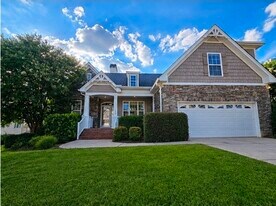 Building Photo - 212 Medford Dr