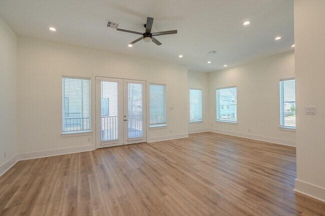 Building Photo - 1620 Ojeman Rd