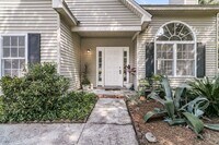 Building Photo - Updated 3 Bedroom Home with Water Views In...