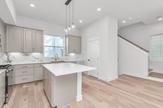 Building Photo - 5410 Wheatley St