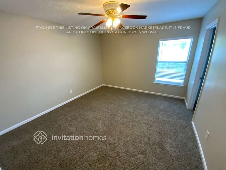 Building Photo - 251 Prince Phillip Dr