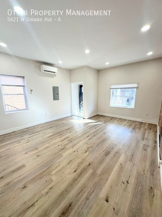 Building Photo - 5621 W Girard Ave