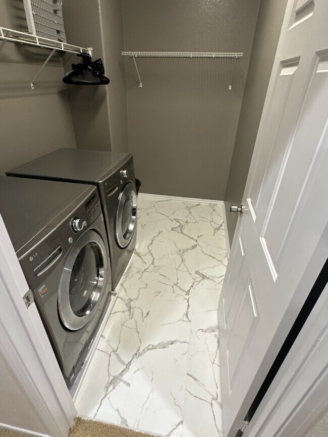 Building Photo - 38139 Talavera Ct