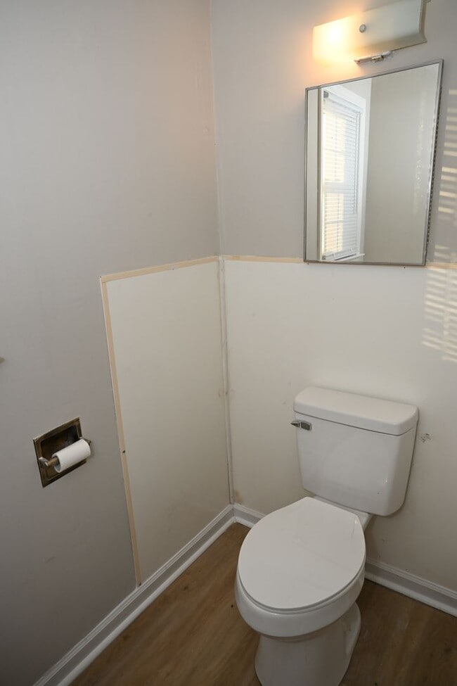 Building Photo - North Mebane
