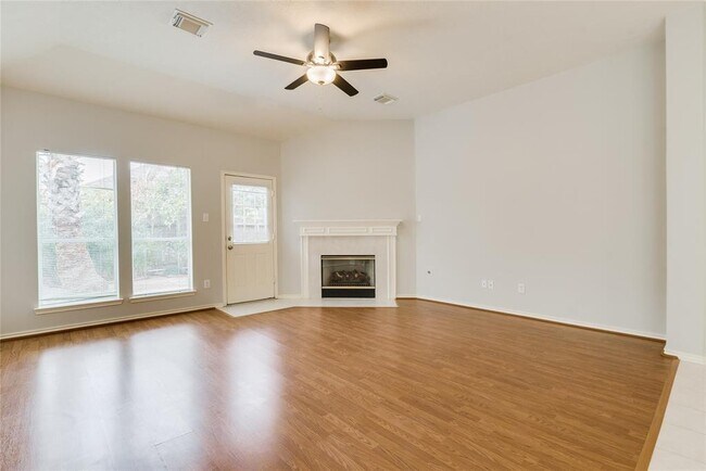 Building Photo - 3402 Pebble Beach Ln