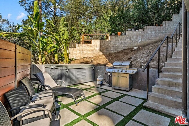 Building Photo - 3026 Passmore Dr