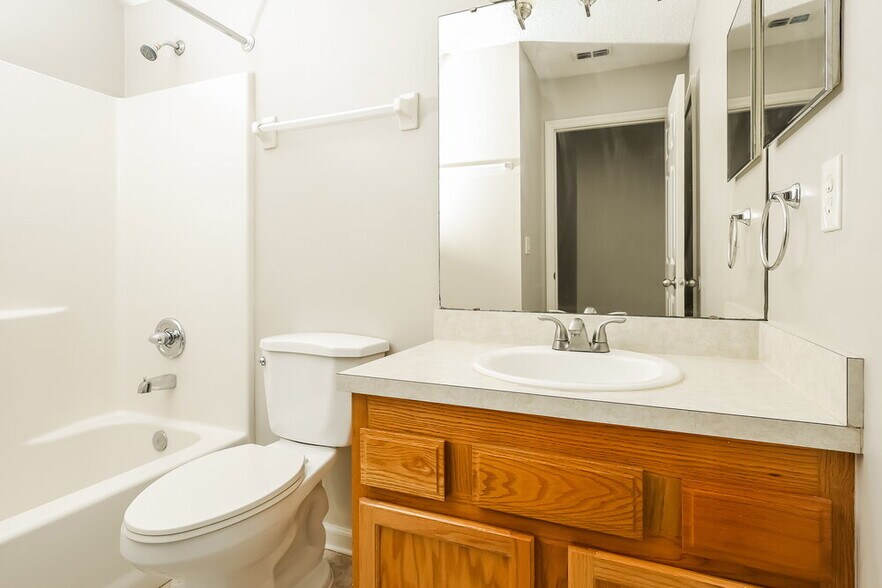 Building Photo - 7811 Invermere Blvd N