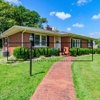 Building Photo - 5 Chenault Dr