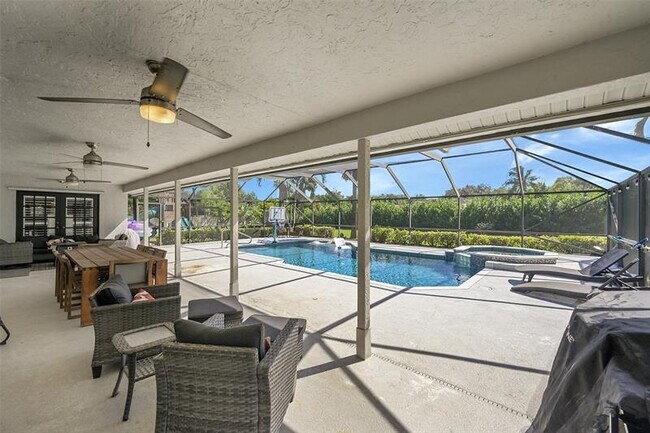 Building Photo - 8606 Arrowhead Dr