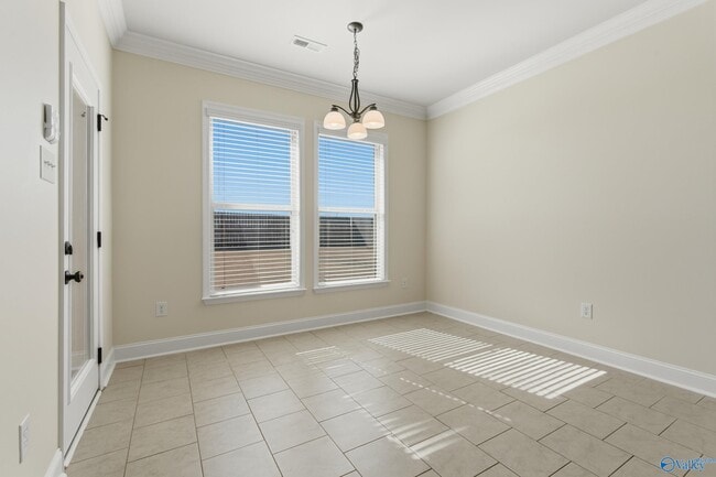 Building Photo - 133 Carleighfalls Dr