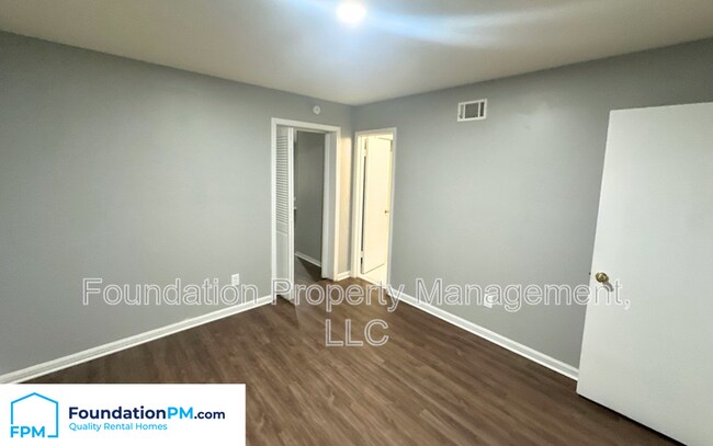 Building Photo - 4164 Slumber Ln