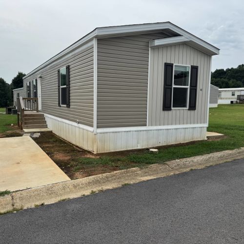 Building Photo - 82 Teasley Ln