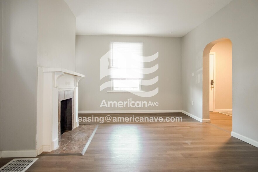 Building Photo - 557 Pennsylvania Ave