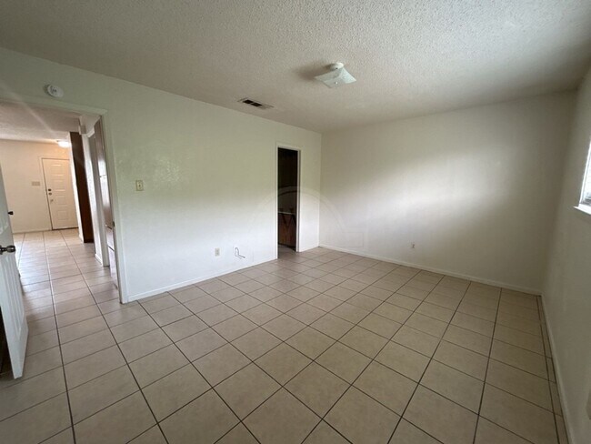 Building Photo - 4209 Water St