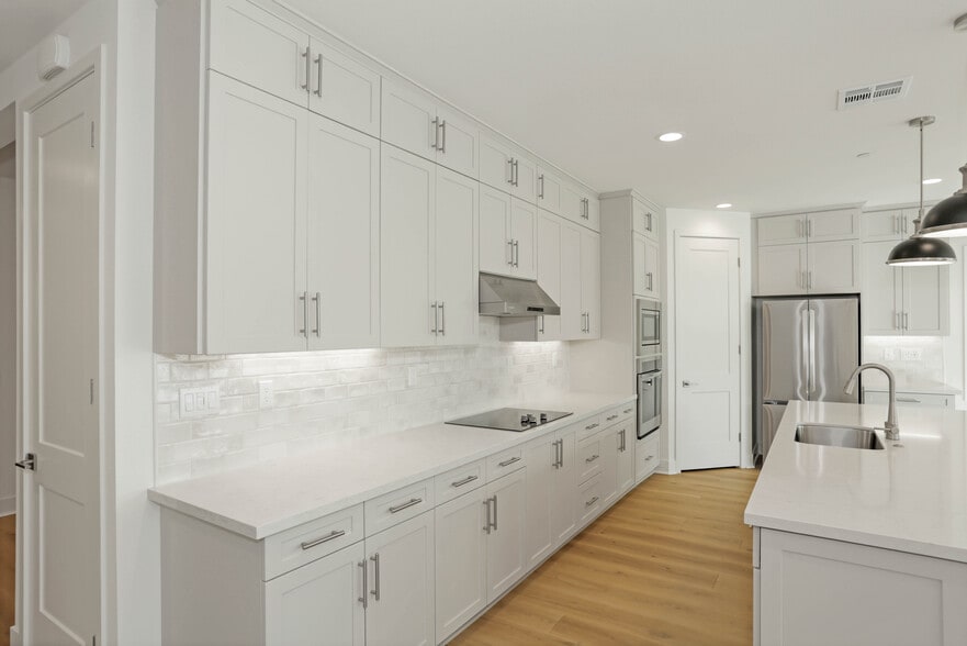 Building Photo - 3133 Smith Pl