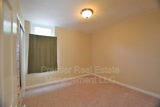 Building Photo - 2111 Lowell Blvd