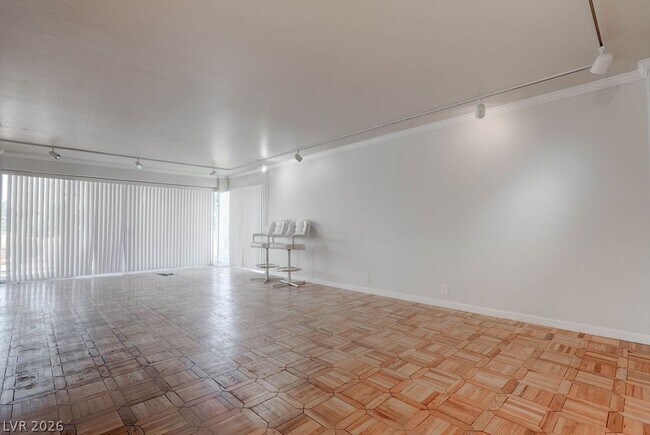 Building Photo - 3111 Bel Air Dr