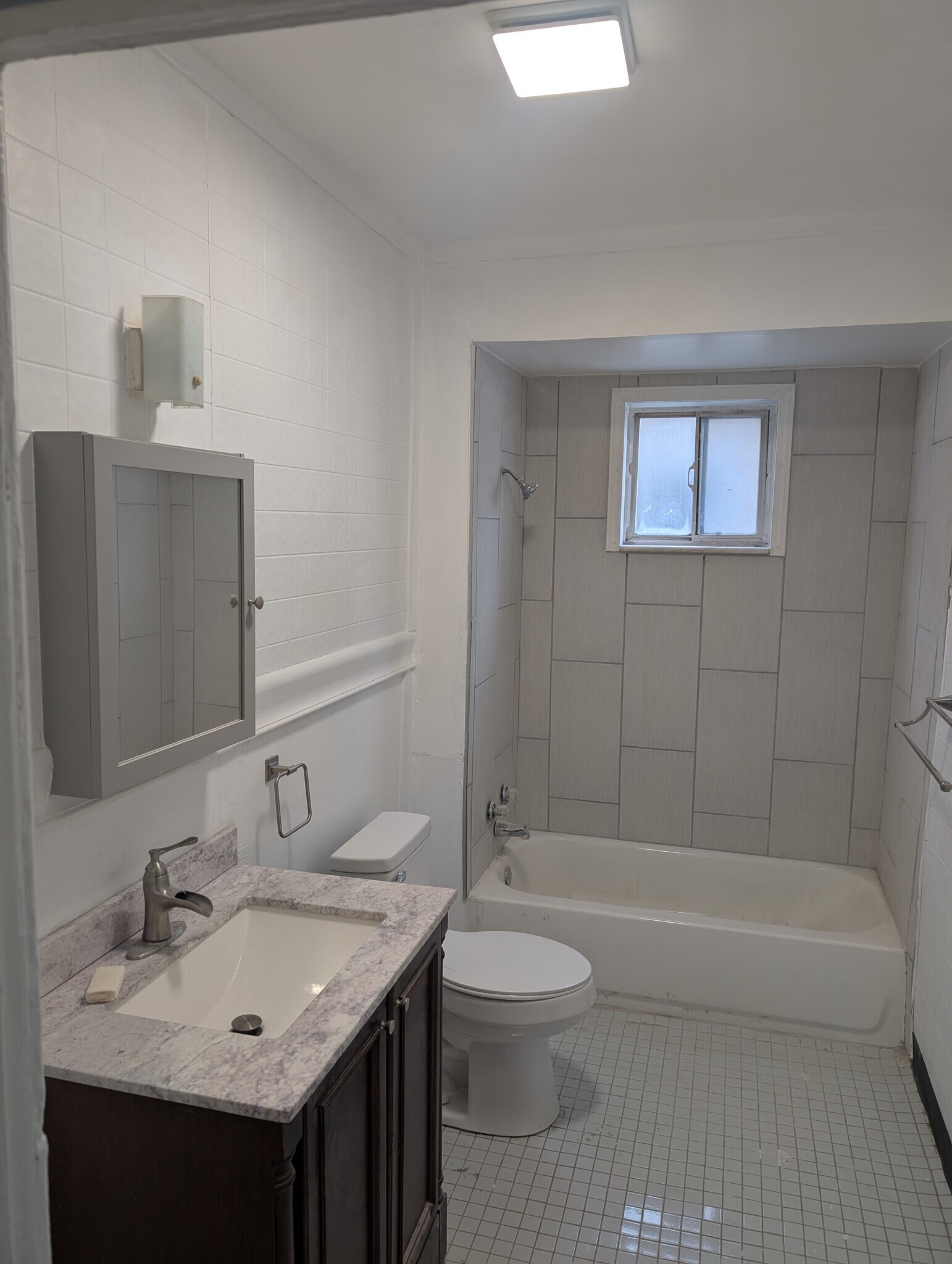 Building Photo - 1159 McKinley St