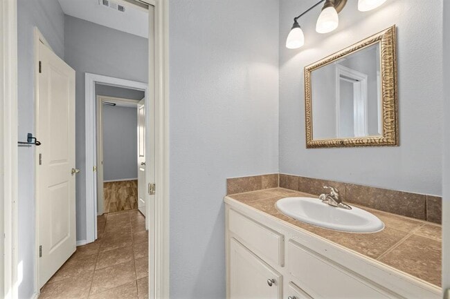 Building Photo - 2906 Pearl St