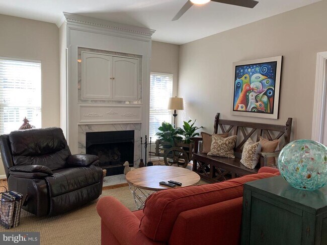 Building Photo - 15112 Windy Hollow Cir