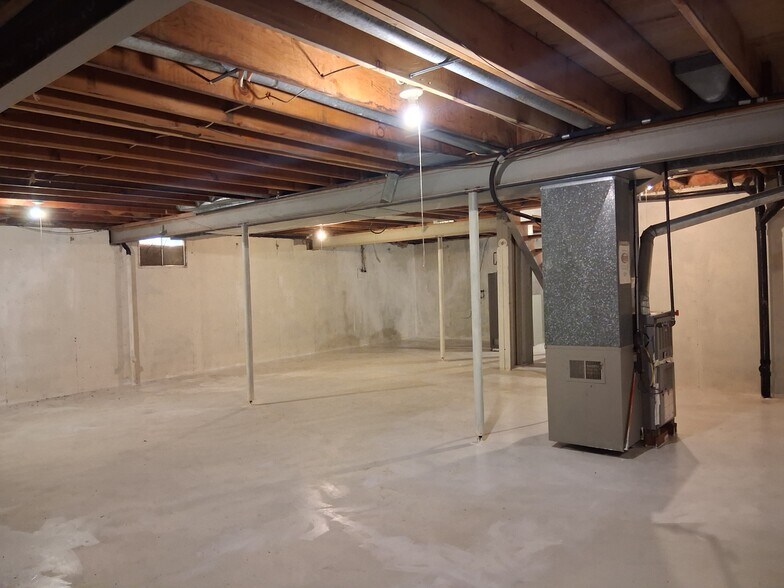 Building Photo - 11434 Reeder St