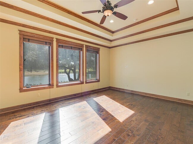 Building Photo - 26505 Masters Pkwy